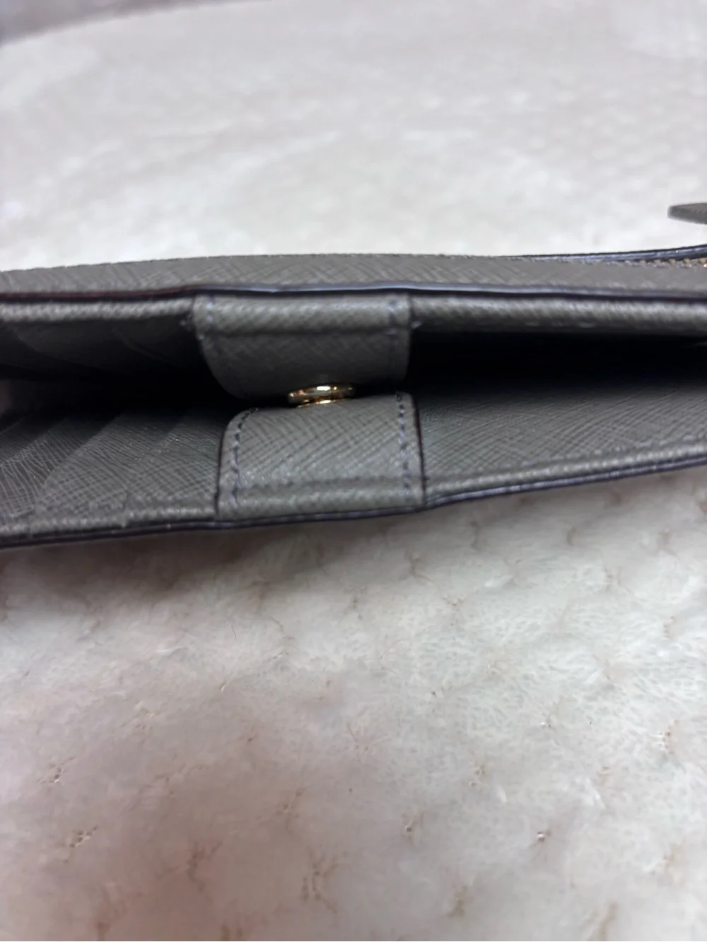 Kate Spade Stacey Wallet Saffiano Gray Leather Bi-Fold